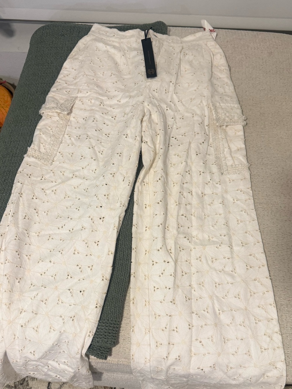 House of Harlow pants